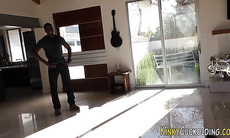 Cuckolding babe creampied