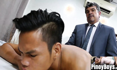 PinoyBoys.com - Bareback flipfucking session with -Censored- Asian twink and Daddy