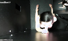 Damn Lyra, big cumload in your eye!