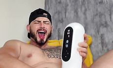 Brincando com masturbador